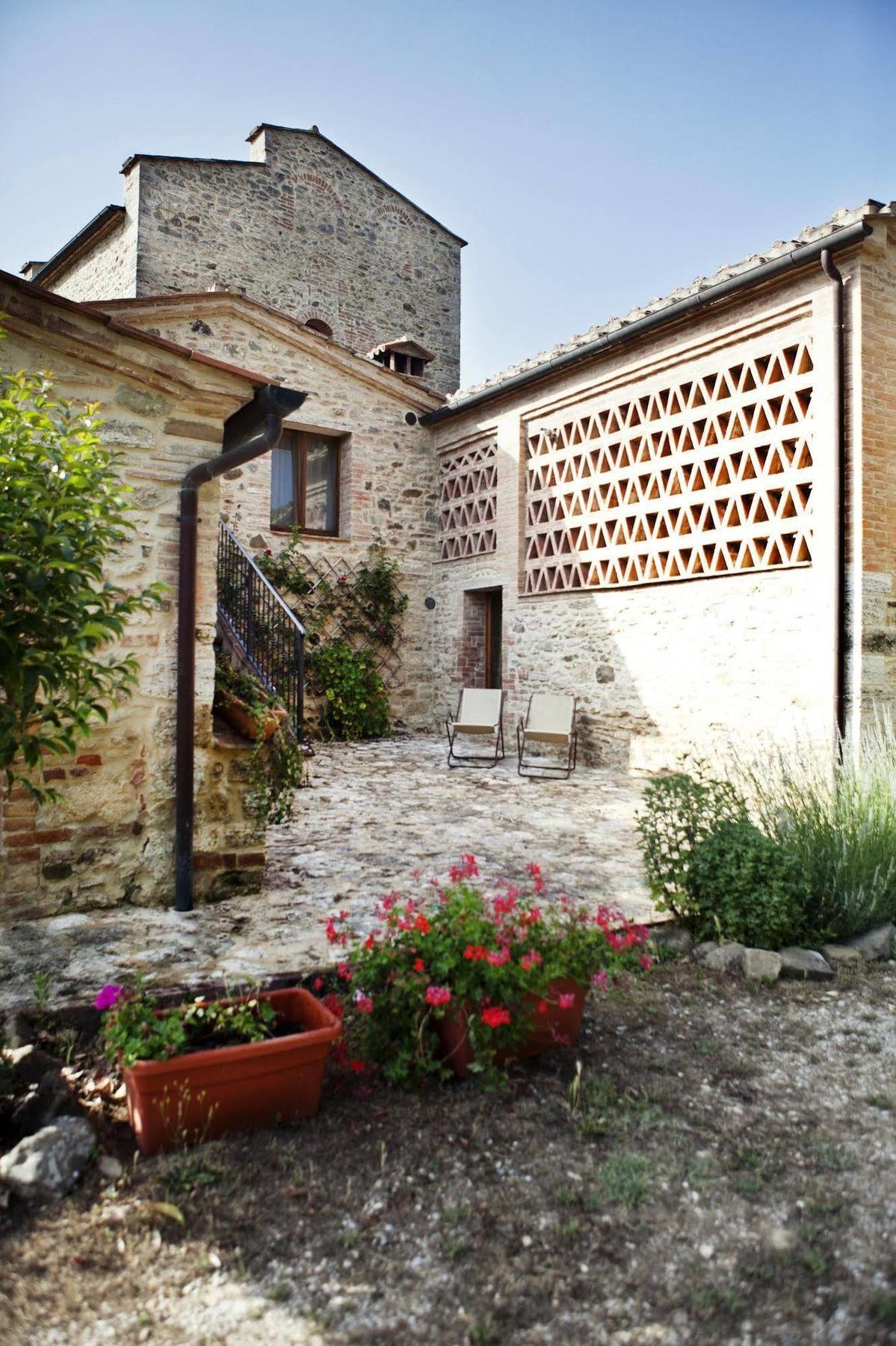 Agriturismo Tenuta Armaiolo Rapolano Terme Exterior photo